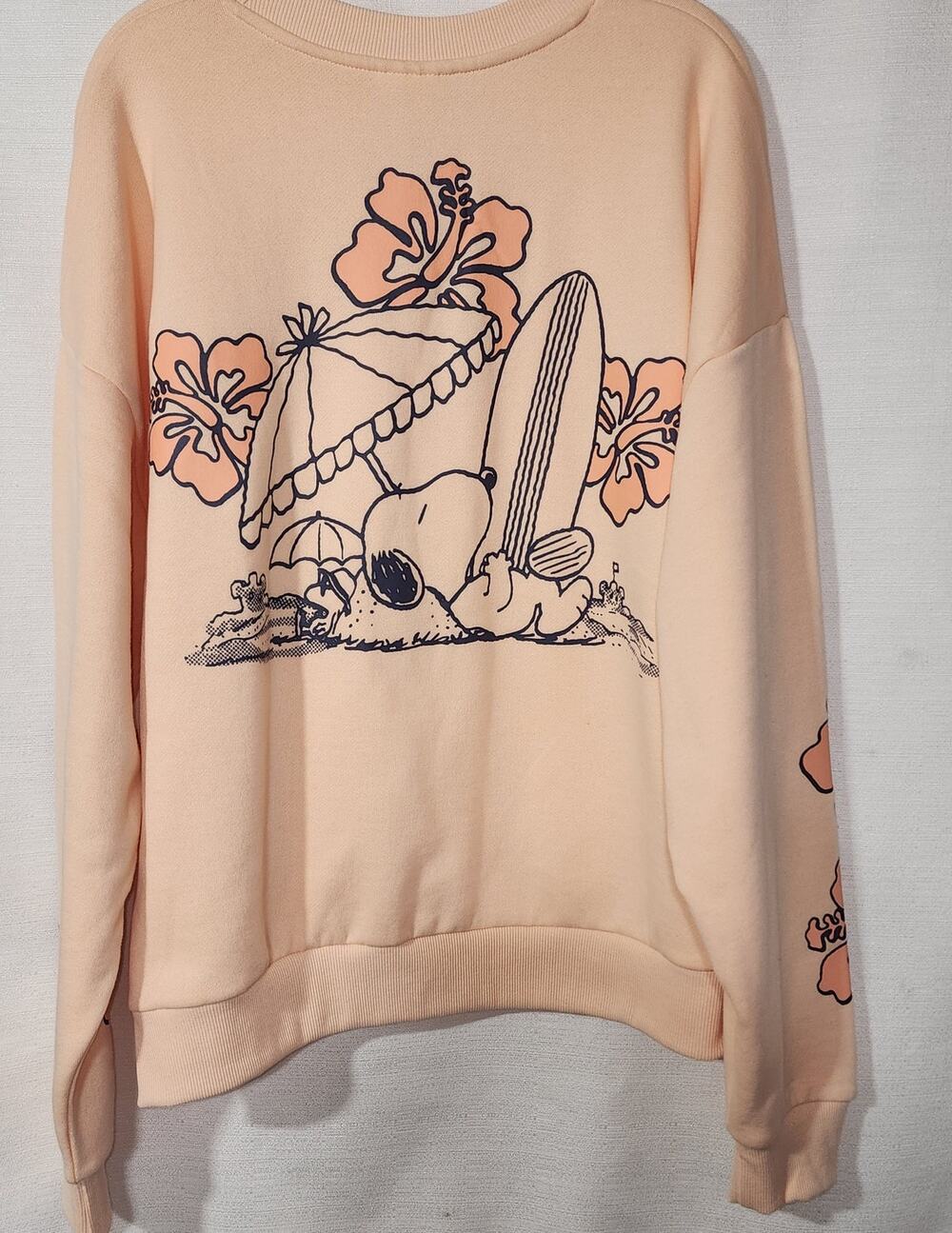 Snoopy surfing orange sweatshirt size small
